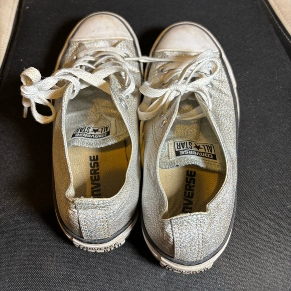 Converse Chuck Taylor Silver Glitter Sparkly Low-Top Sneakers 7 - Picture 3 of 5